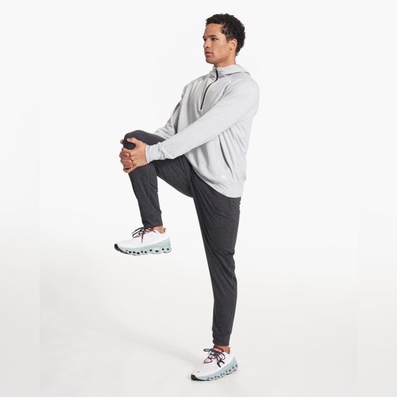 Vuori Ponto Performance Half Zip Hoodie - Picture 5 of 11